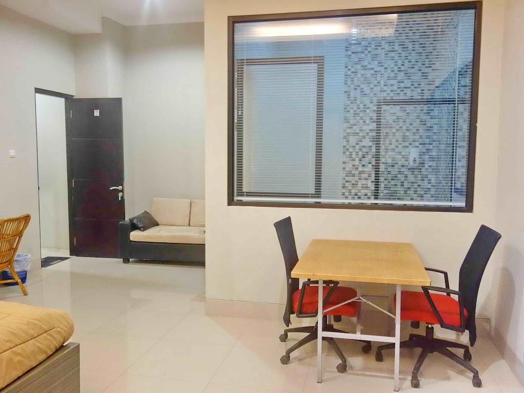 Premiere Hotel Tegal 客房 照片
